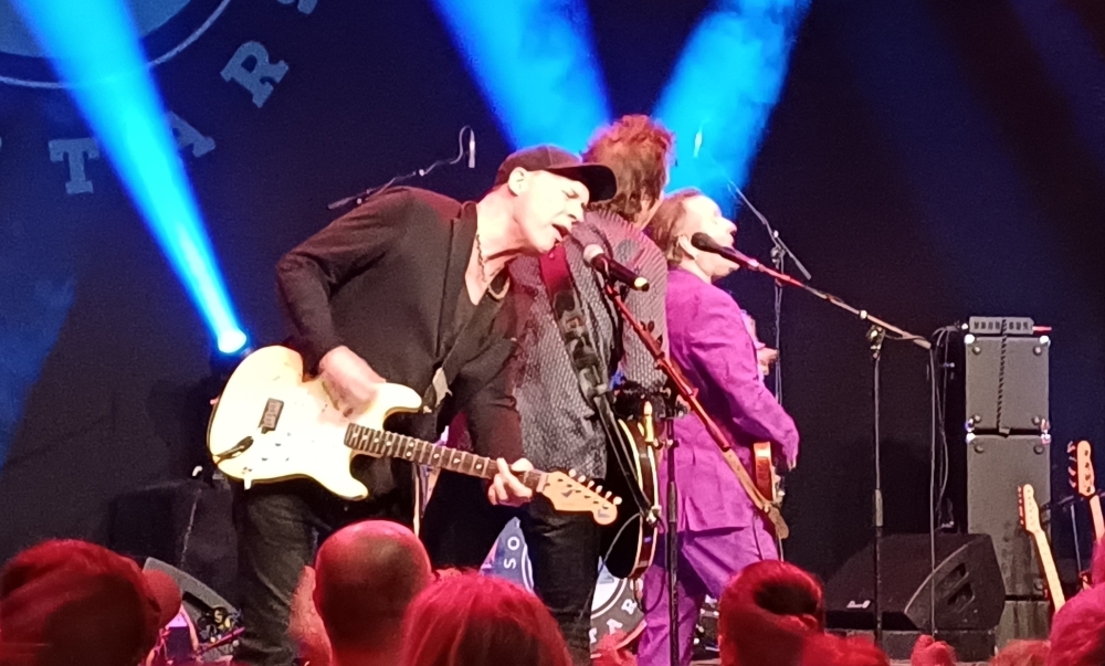 Buchi and The Southbound
          Allstars